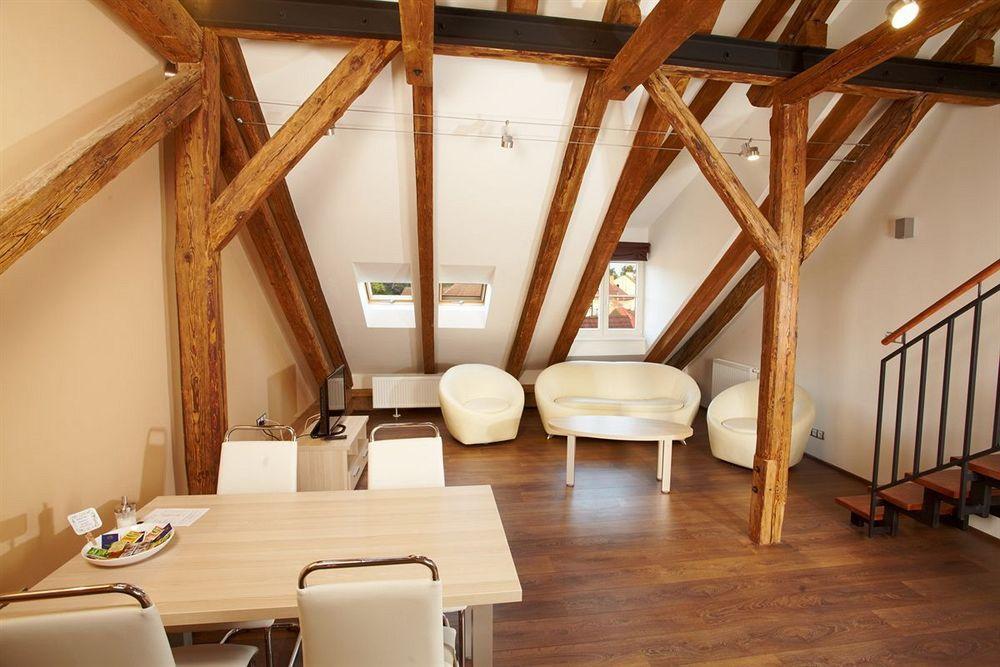 Residence U Cerne Veze Ceske Budejovice Luaran gambar