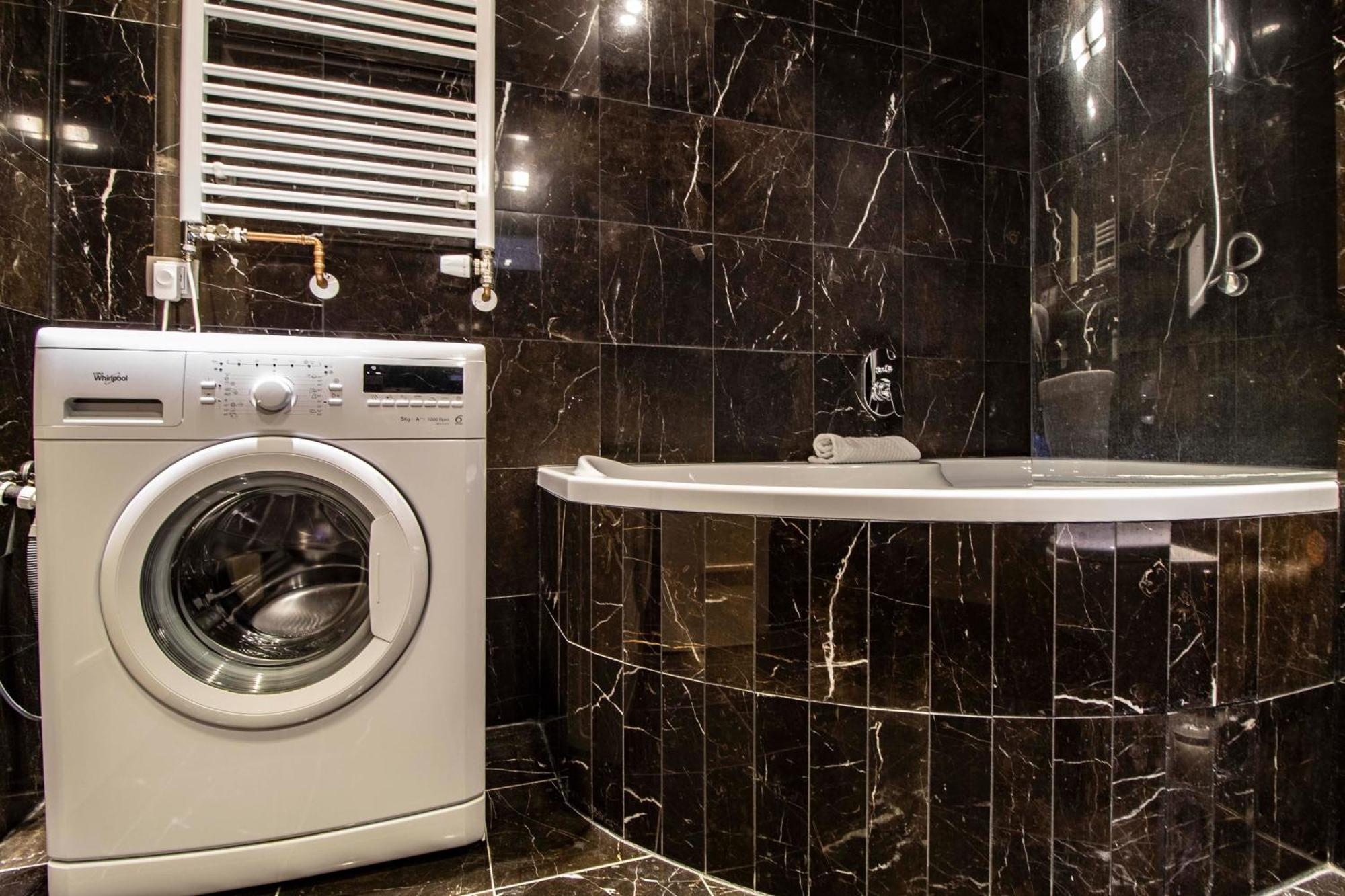 Residence U Cerne Veze Ceske Budejovice Bilik gambar