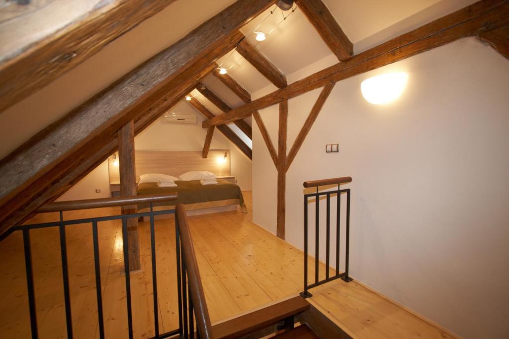 Residence U Cerne Veze Ceske Budejovice Bilik gambar