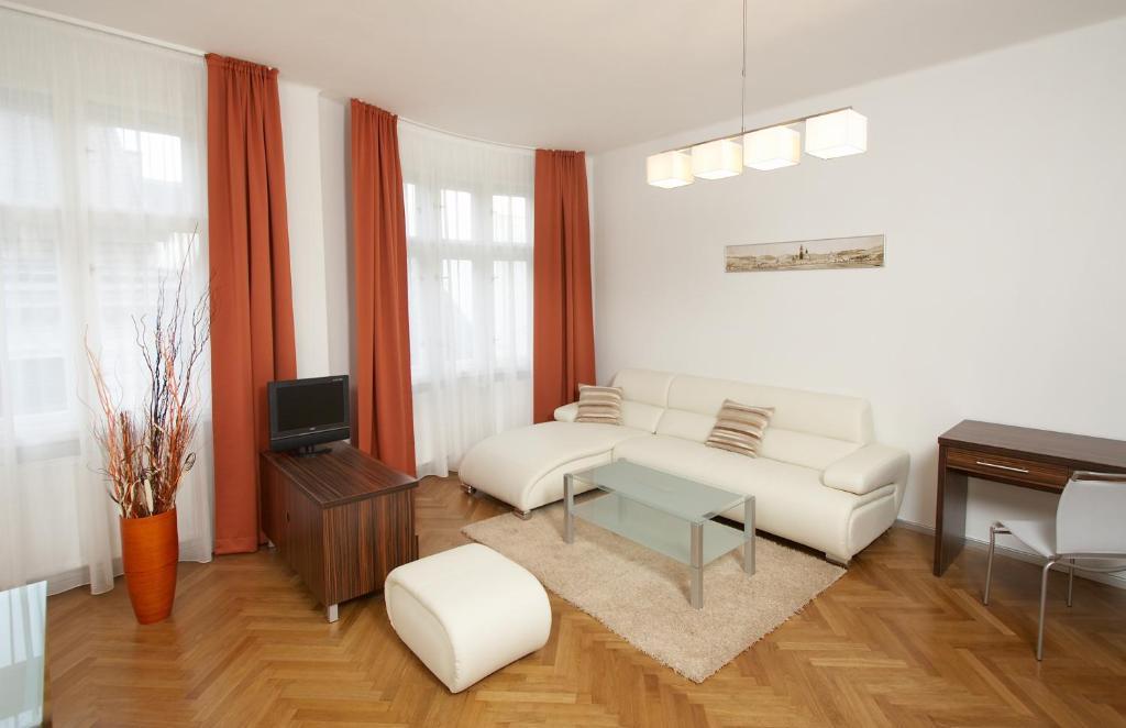Residence U Cerne Veze Ceske Budejovice Bilik gambar