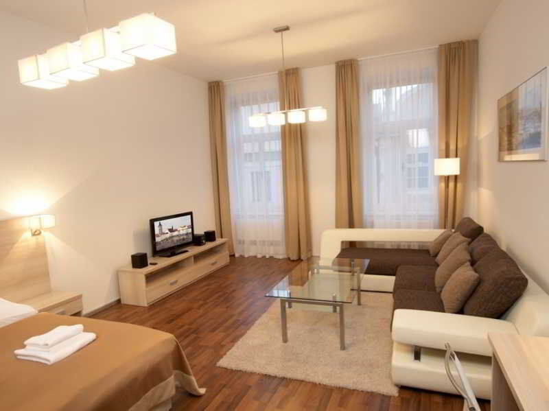 Residence U Cerne Veze Ceske Budejovice Luaran gambar