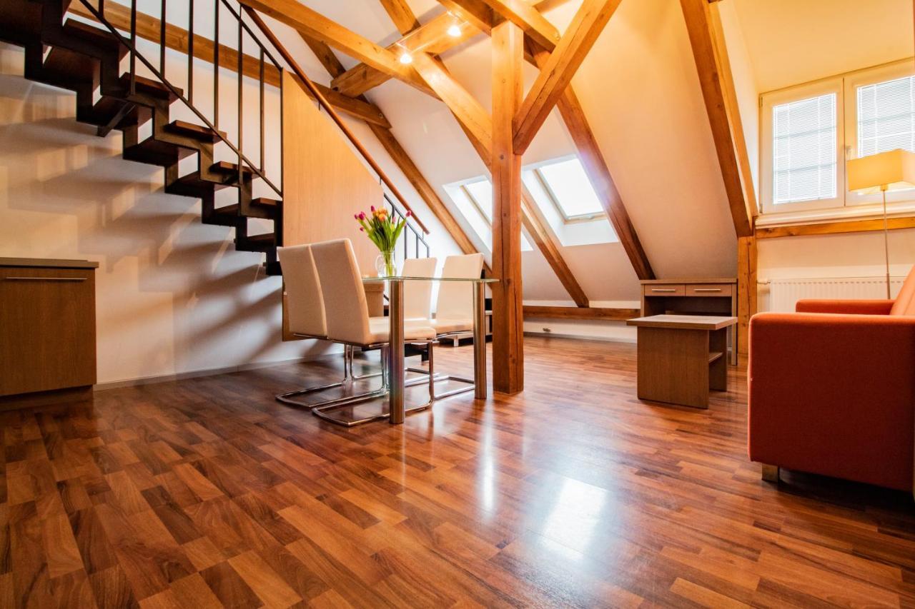 Residence U Cerne Veze Ceske Budejovice Luaran gambar