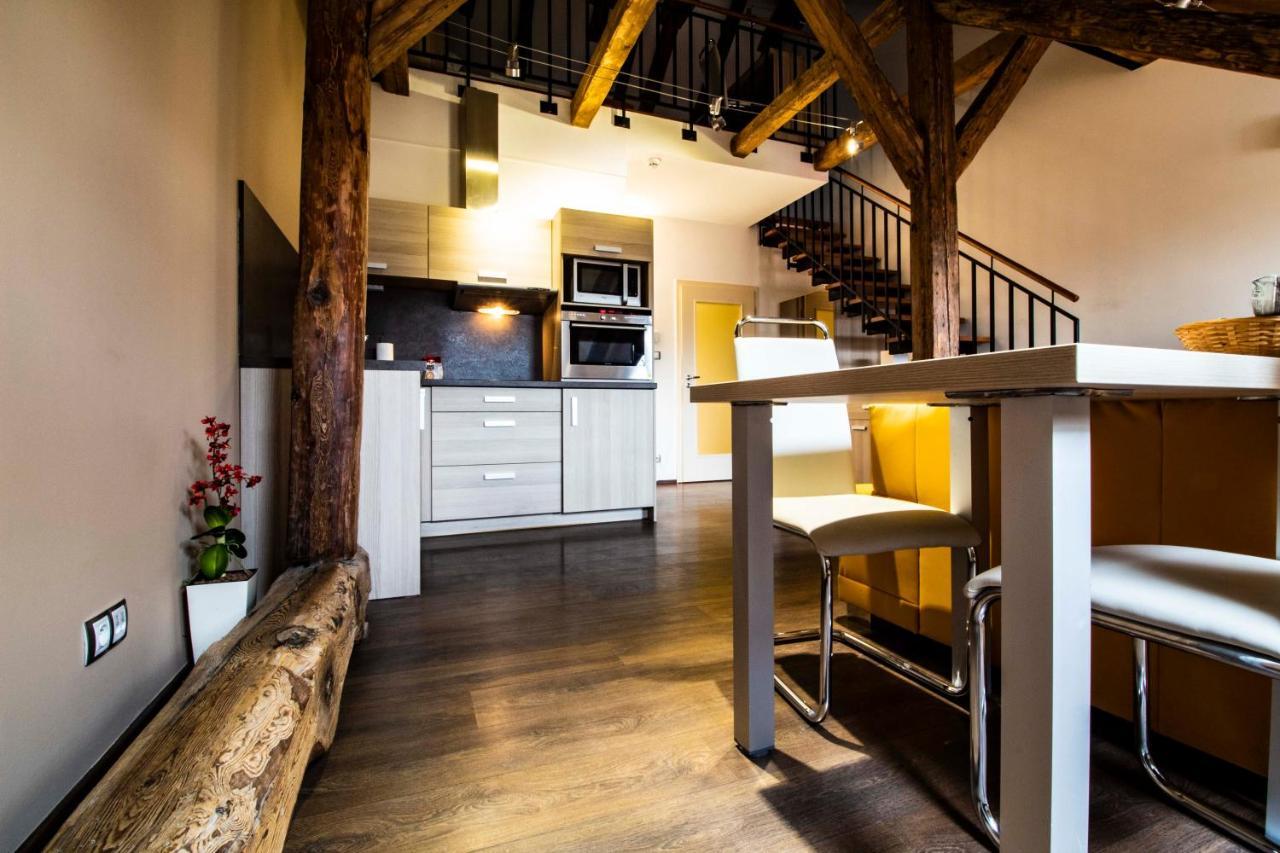 Residence U Cerne Veze Ceske Budejovice Bilik gambar